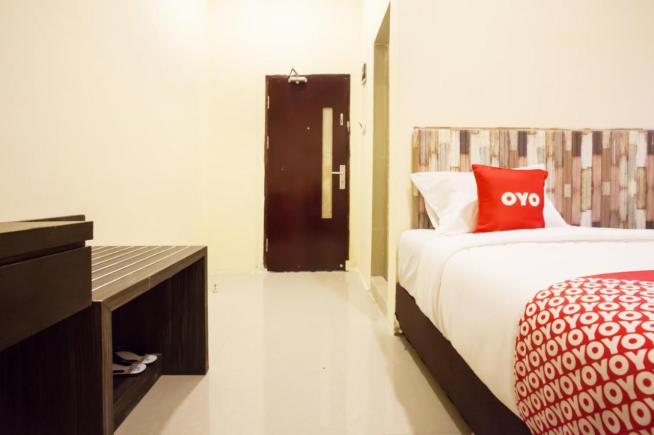Oyo 2361 Hotel Winston Glugur Exterior photo